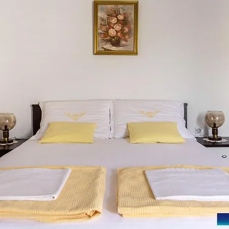 Granic Apartment